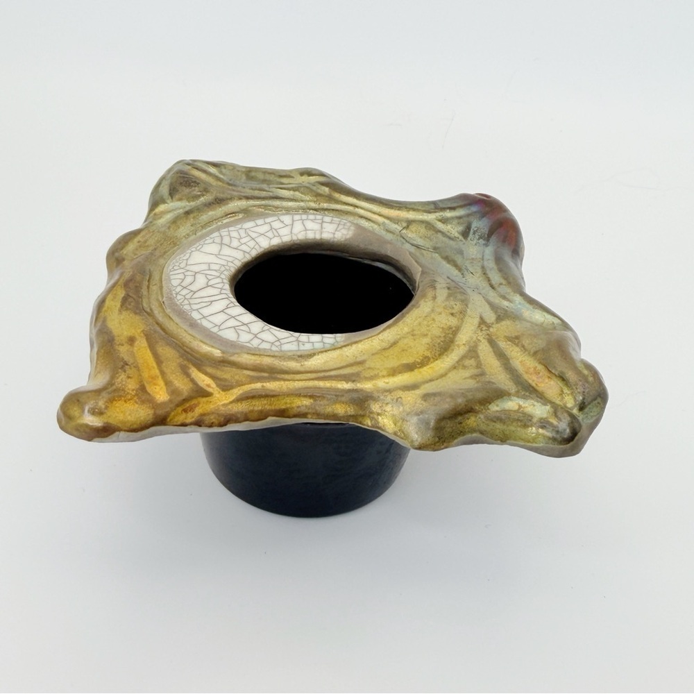 Ikebana Pottery Frog Vase Prolon 9275 Iridescent Glaze Compact Size Art Nouveau